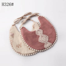 Load image into Gallery viewer, Baby Girl Flower Printed Bibs
