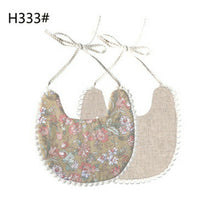 Load image into Gallery viewer, Baby Girl Flower Printed Bibs